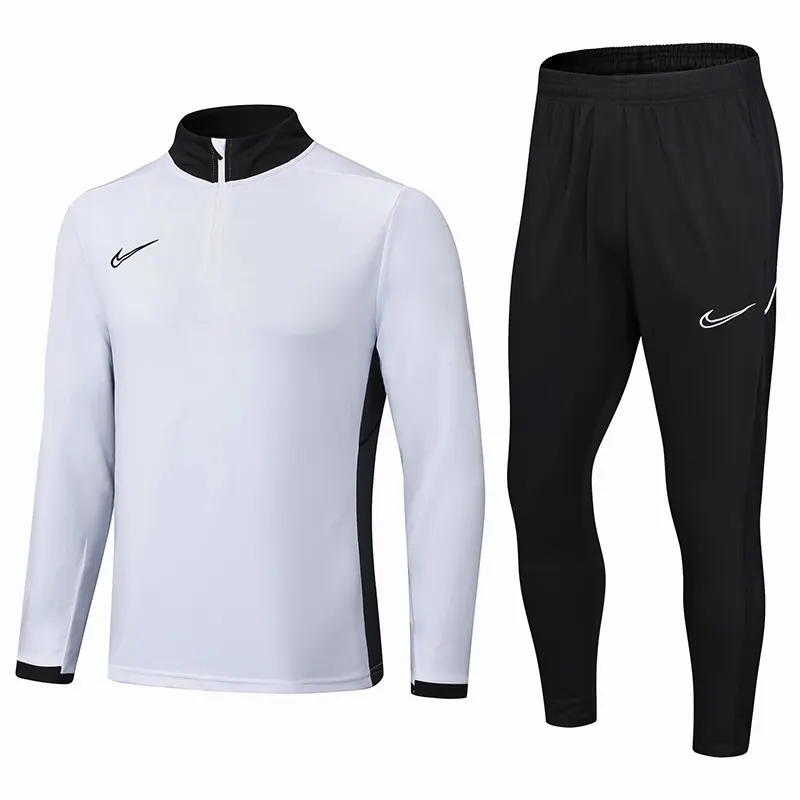 Conjunto Treino NK Branco 25/26