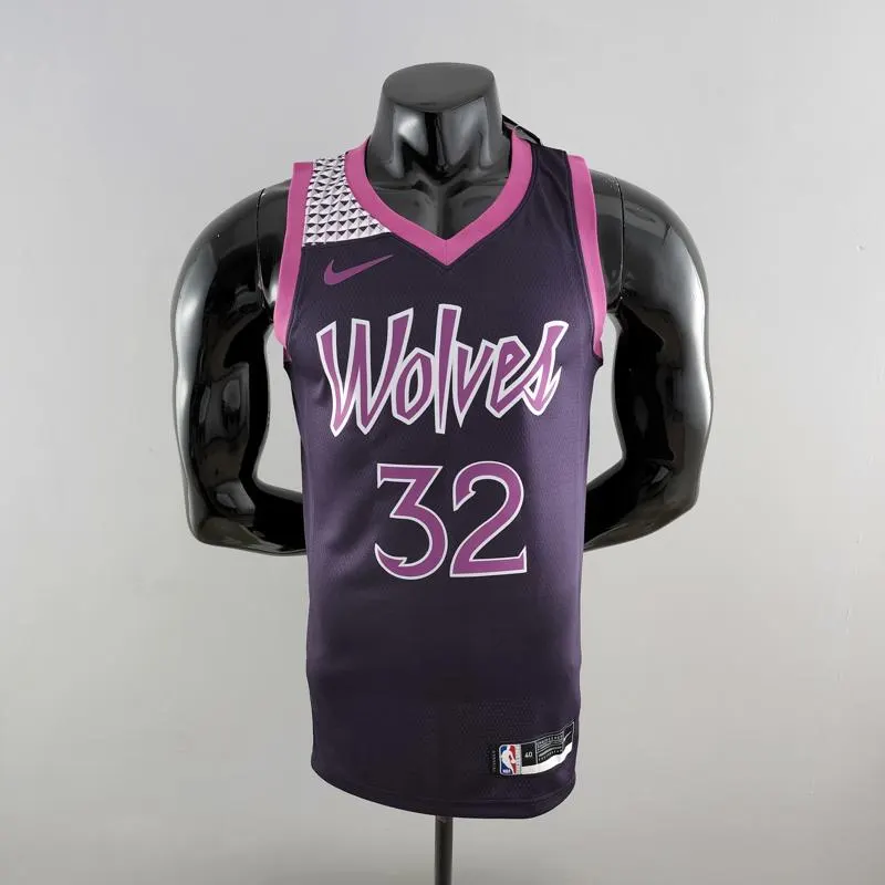 Minnesota Timberwolves KARL-ANTHONY TOWNS – 32