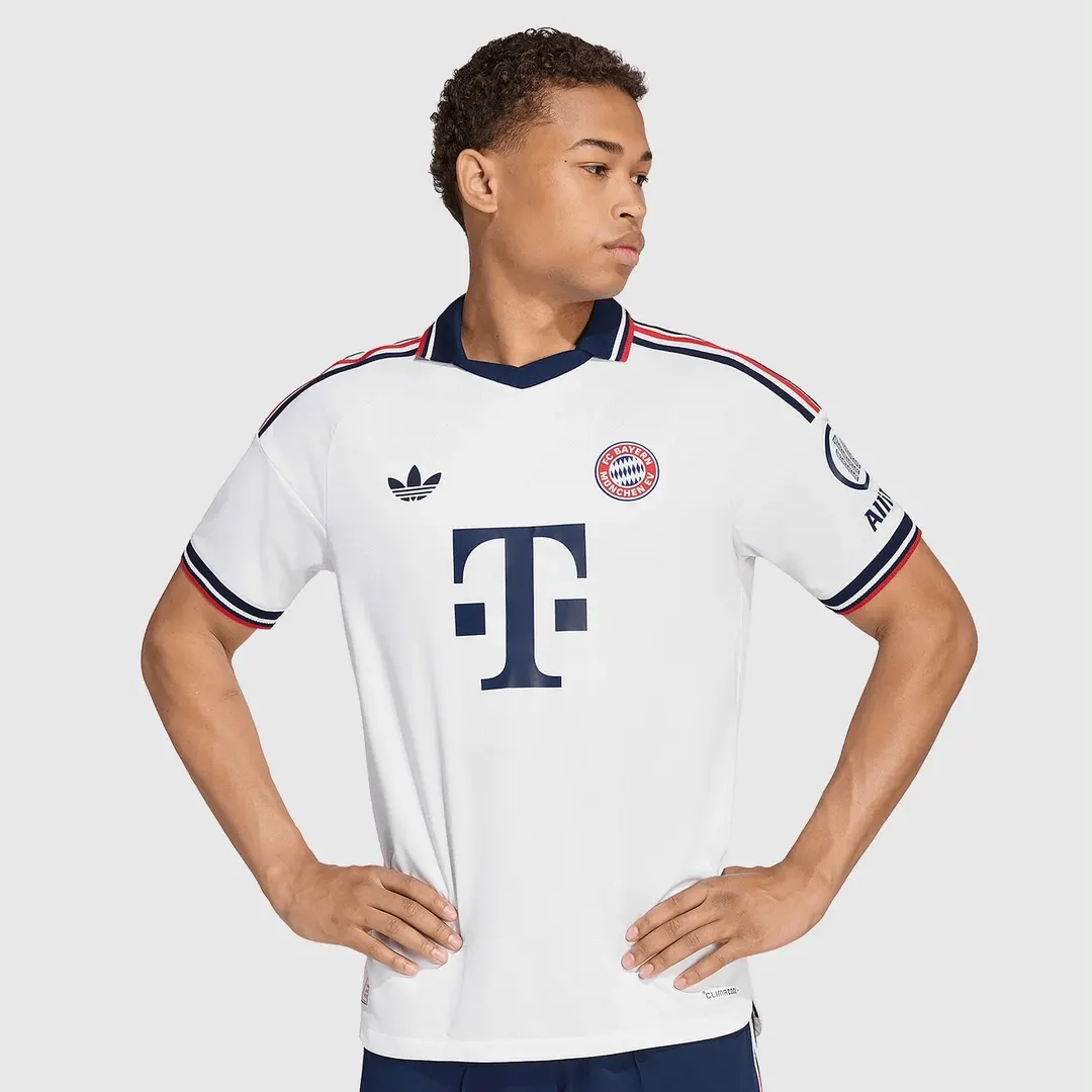 Bayern de Munique Reserva 26/27 Jogador