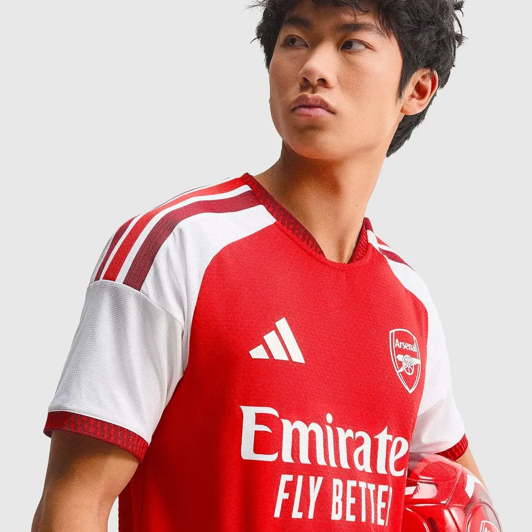 Arsenal Titular 26/27 Jogador